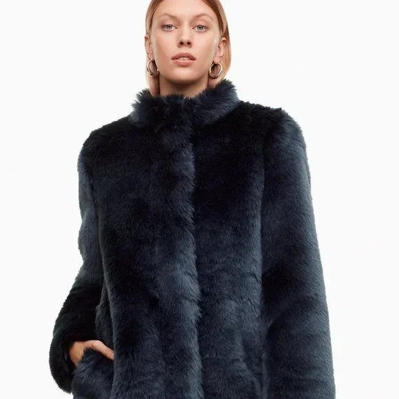 ARITZIA Babaton ファーコート ARITZIA Babaton ファーコート